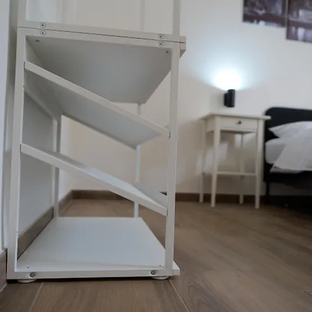 Crystal Space Apartment *